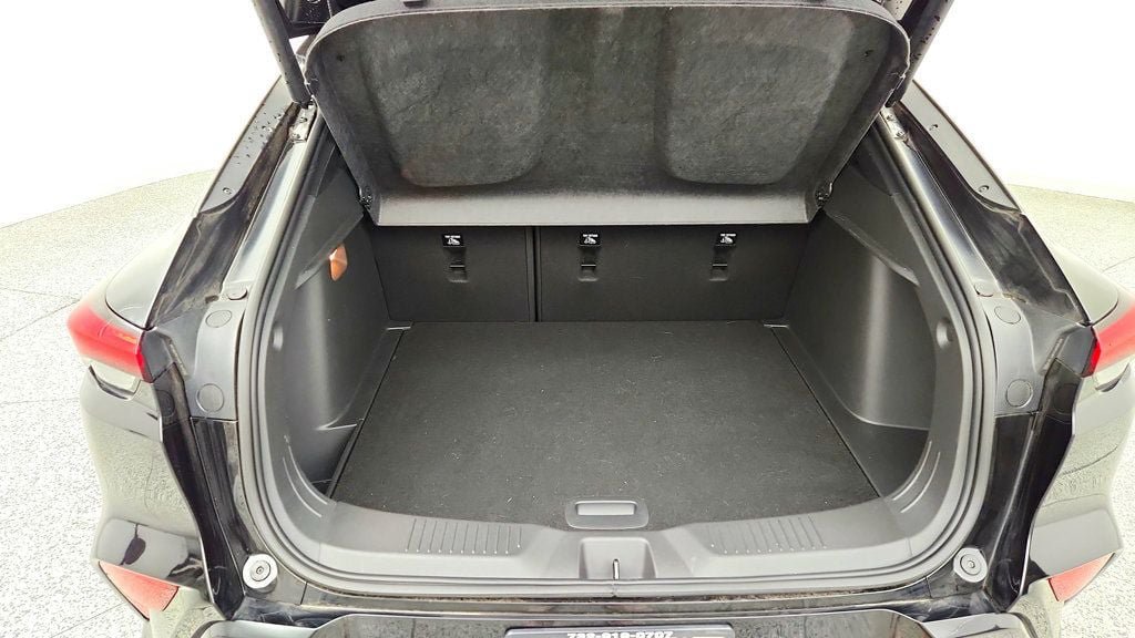 Used 2025 Buick Envista Sport Touring w/ Convenience I Package FWD image 22