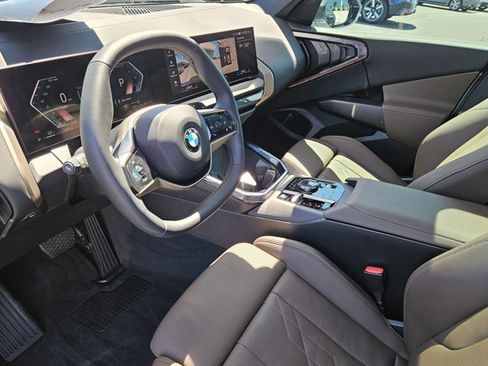 Used 2025 BMW X3 xDrive30i w/ Premium Package AWD/4WD image 10