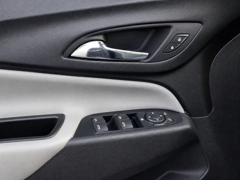 Used 2019 Chevrolet Equinox LT FWD image 14