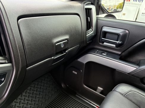 Used 2015 Chevrolet Silverado 2500 LTZ AWD/4WD image 36