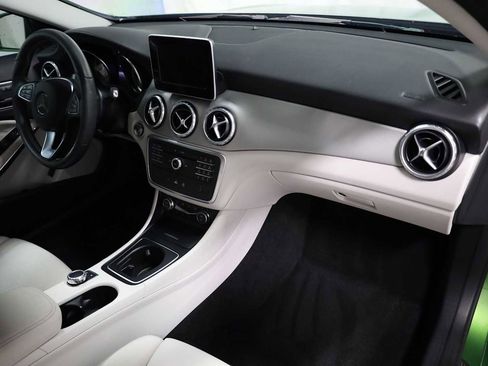 Used 2017 Mercedes-Benz GLA 250 image 6