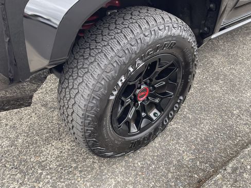 Certified 2025 Toyota Tacoma TRD Pro AWD/4WD image 10