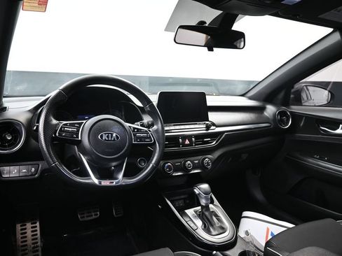 Used 2021 Kia Forte GT-Line w/ GT-Line Premium Package FWD image 11