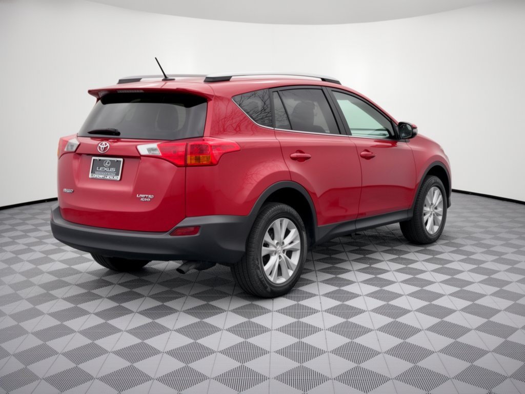 Used 2015 Toyota RAV4 Limited w/ Technology Package AWD/4WD image 9