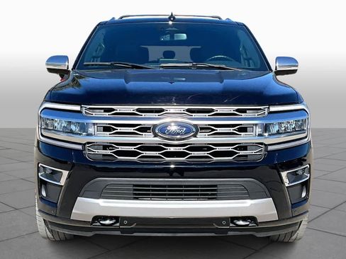 Certified 2023 Ford Expedition Platinum image 3