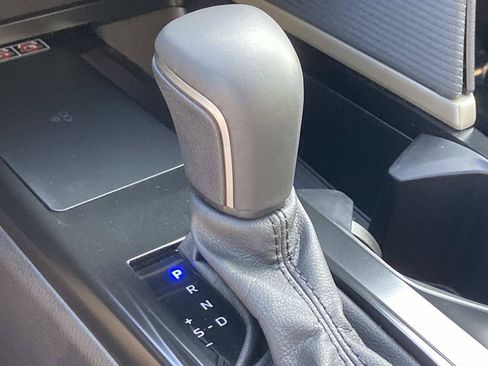 Used 2026 Toyota Camry SE FWD image 38