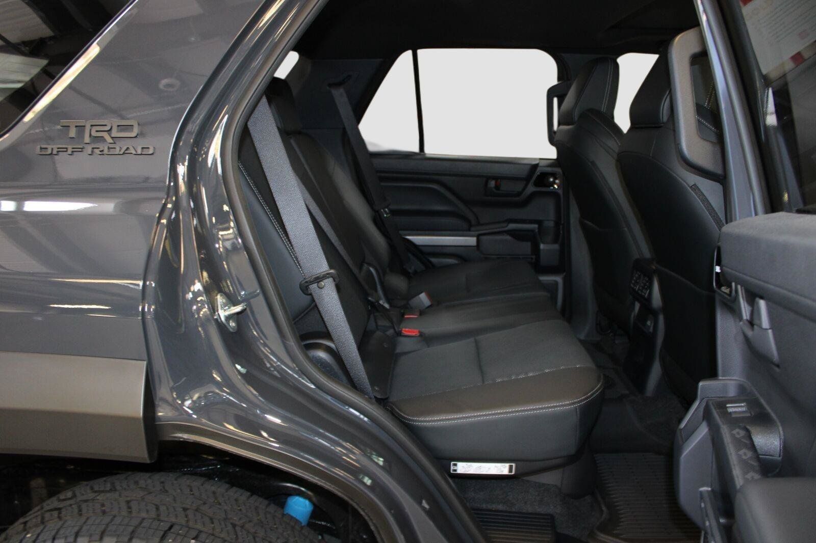 Certified 2026 Toyota 4Runner TRD Off-Road Premium w/ Tow Technology Package AWD/4WD image 44