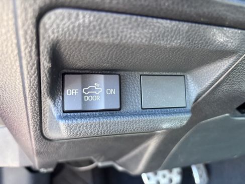 Used 2024 Toyota Tacoma TRD Sport AWD/4WD image 20