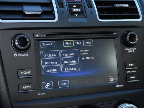 Used 2017 Subaru Forester 2.5i w/ Alloy Wheel Package image 32