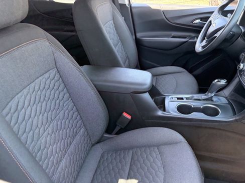 Used 2019 Chevrolet Equinox LT FWD image 9
