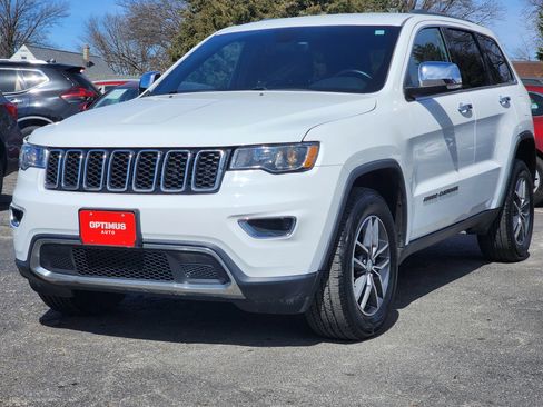 Used 2018 Jeep Grand Cherokee Limited AWD/4WD image 3