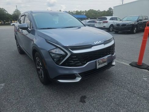 Certified 2023 Kia Sportage EX FWD image 1