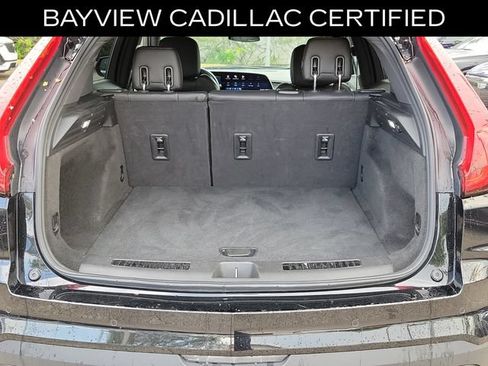 Certified 2025 Cadillac XT4 Premium Luxury FWD image 12