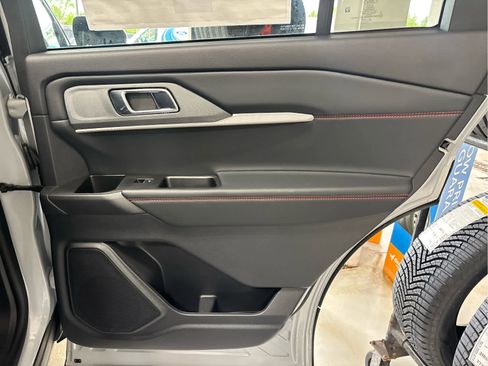 New 2026 Ford Explorer ST-Line w/ ST-Line Street Pack AWD/4WD image 24