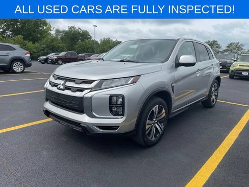 Used 2023 Mitsubishi Outlander Sport SE AWD/4WD image 2