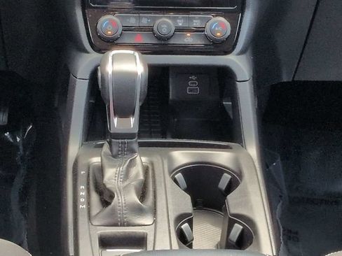 Used 2025 Ford Ranger XLT w/ Equipment Group 301A High RWD image 19