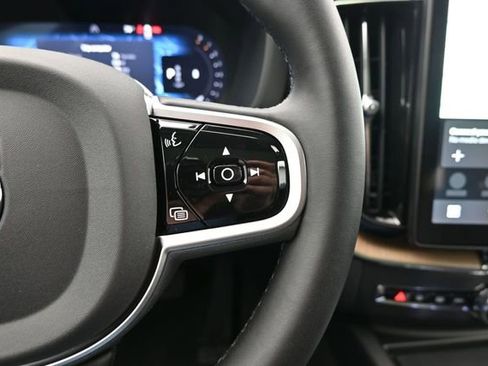 New 2026 Volvo XC60 B5 Core w/ Climate Package AWD/4WD image 24