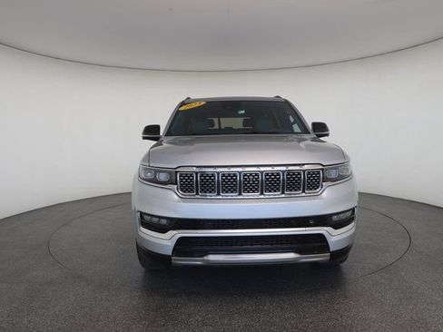 Used 2023 Jeep Grand Wagoneer Series III AWD/4WD image 30
