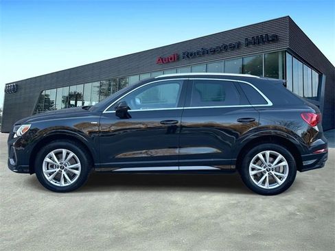Certified 2025 Audi Q3 2.0T Premium w/ Convenience Package image 2