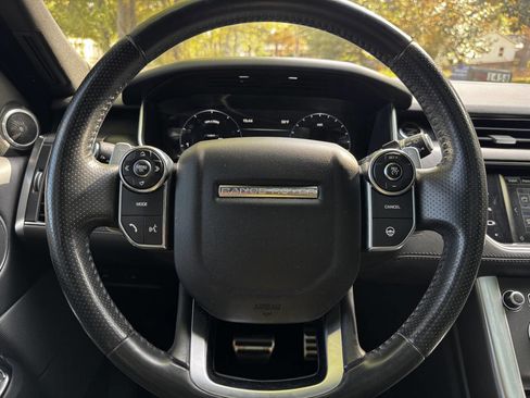 Used 2016 Land Rover Range Rover Sport HST image 17