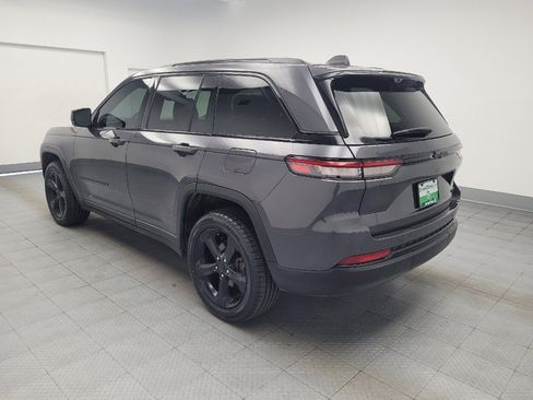 Used 2024 Jeep Grand Cherokee Limited w/ Luxury Tech Group II RWD image 5