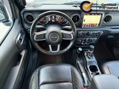 Used 2022 Jeep Gladiator Overland AWD/4WD image 5