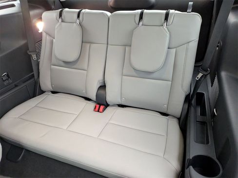 New 2026 Ford Explorer Active w/ Active Comfort Package image 44