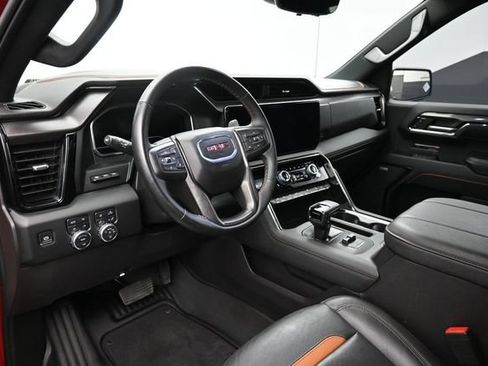 Used 2024 GMC Sierra 1500 AT4 w/ Technology Package AWD/4WD image 13