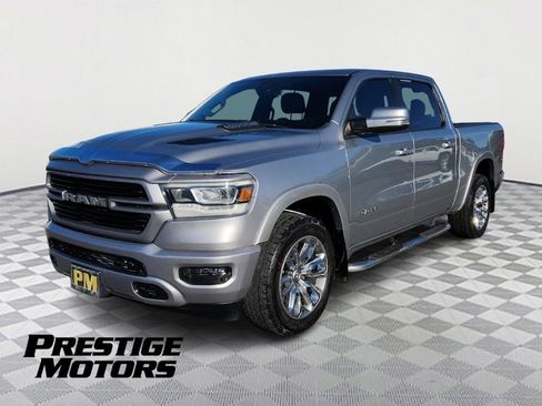 Used 2019 RAM 1500 Laramie AWD/4WD image 3