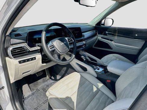Certified 2024 Kia Telluride SX Prestige AWD/4WD image 9