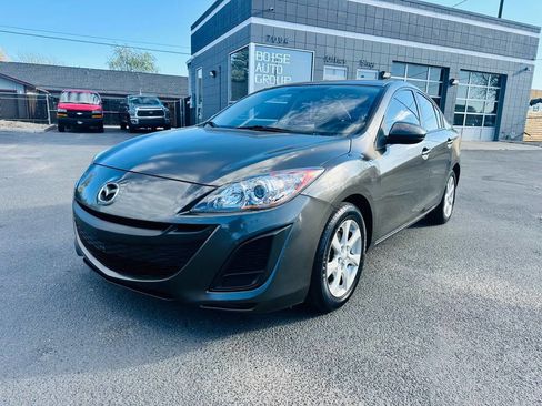 Used 2010 MAZDA MAZDA3 i Touring image 4