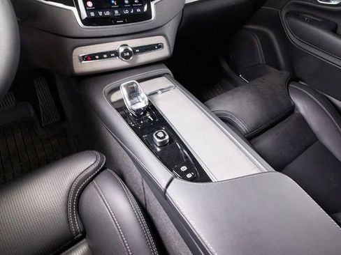 Certified 2024 Volvo XC90 T8 Ultimate w/ Protection Package AWD/4WD image 10