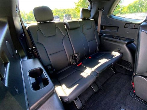 Used 2025 Kia Telluride EX X-Line AWD/4WD image 26