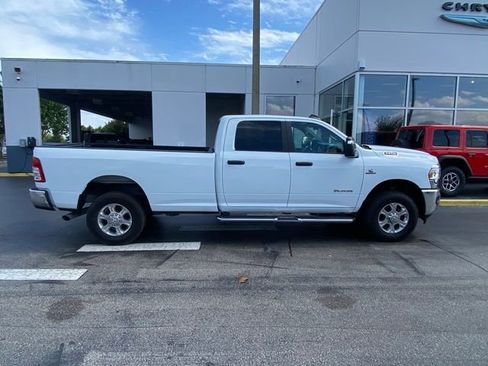 Used 2024 RAM 2500 Big Horn AWD/4WD image 11