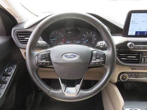 Used 2022 Ford Escape SE w/ Cold Weather Package AWD/4WD image 14