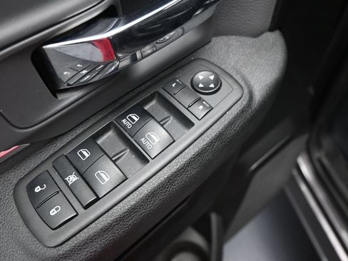 Used 2024 RAM 1500 Classic SLT RWD image 17