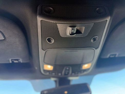 Used 2017 Ford F150 Platinum w/ Equipment Group 701A Luxury image 30