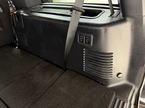 Used 2015 Lincoln Navigator 2WD image 68