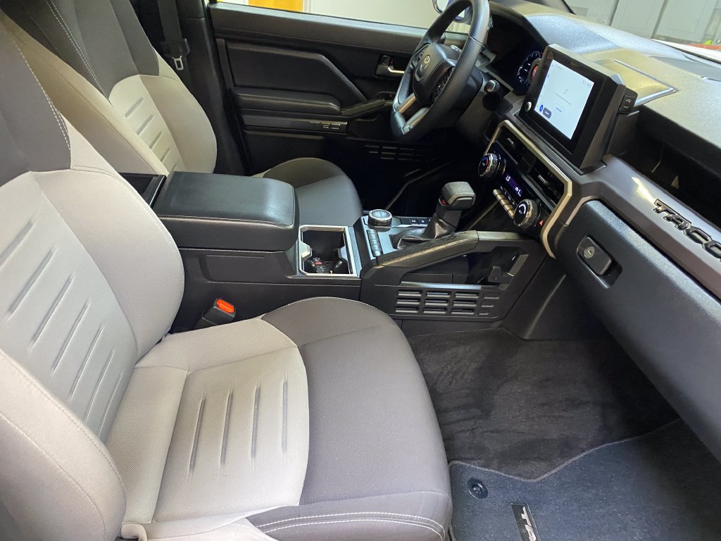 Used 2025 Toyota Tacoma TRD Sport RWD image 26