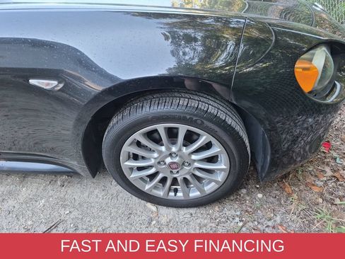 Used 2017 FIAT 124 Spider Classica RWD image 4