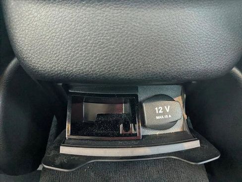 Used 2019 Mercedes-Benz C 300 Sedan image 17