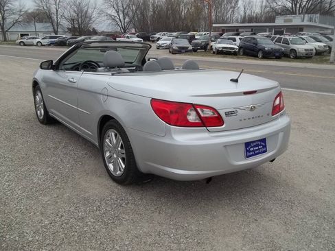 Used 2008 Chrysler Sebring Limited w/ Luxury Group FWD image 11