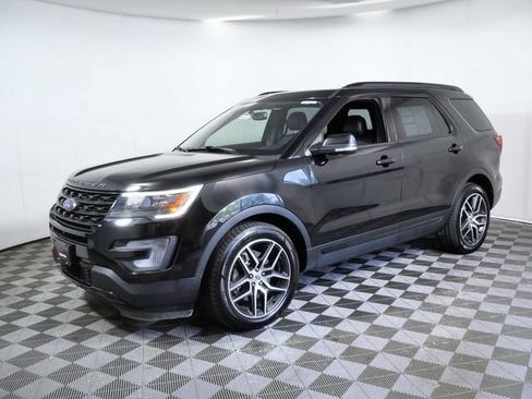 Certified 2017 Ford Explorer Sport w/ Equipment Group 401A AWD/4WD image 5