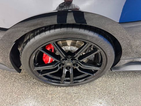 Used 2020 Ford Mustang Shelby GT500 w/ Technology Package image 32