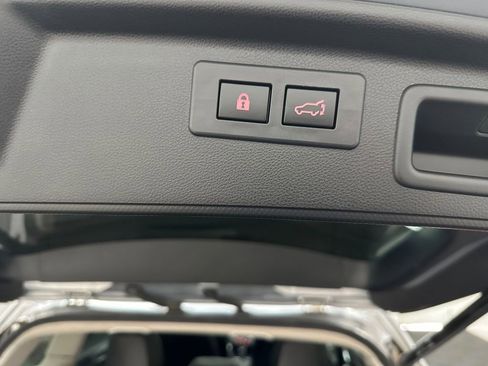 Used 2022 Subaru Forester Limited AWD/4WD image 35