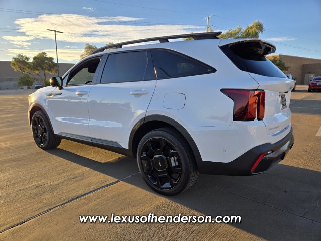 Used 2024 Kia Sorento SX Prestige w/ Sage Leather Package AWD/4WD image 4
