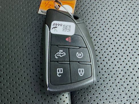 Used 2022 GMC Sierra 1500 Denali w/ Denali Reserve Package image 35