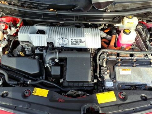 Used 2012 Toyota Prius Three image 17
