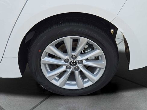 Used 2026 Toyota Corolla LE w/ LE Premium Package image 12
