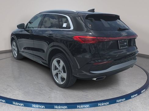 Certified 2025 Audi Q5 Premium w/ Premium Plus AWD/4WD image 7